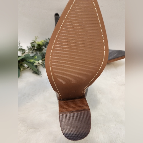 New Marc Fisher Alva Bootie 8.5 blue - Picture 10 of 14